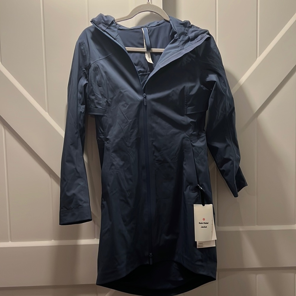 Brand New With Tags Lululemon Rain Rebel Jacket Size 2, Ink Blue Color, Perfect